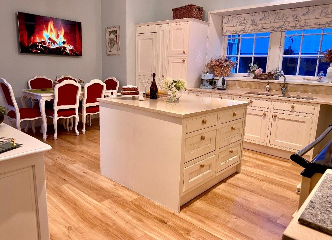 Alloggio in famiglia Private & Bathroom In Manor House Maybole